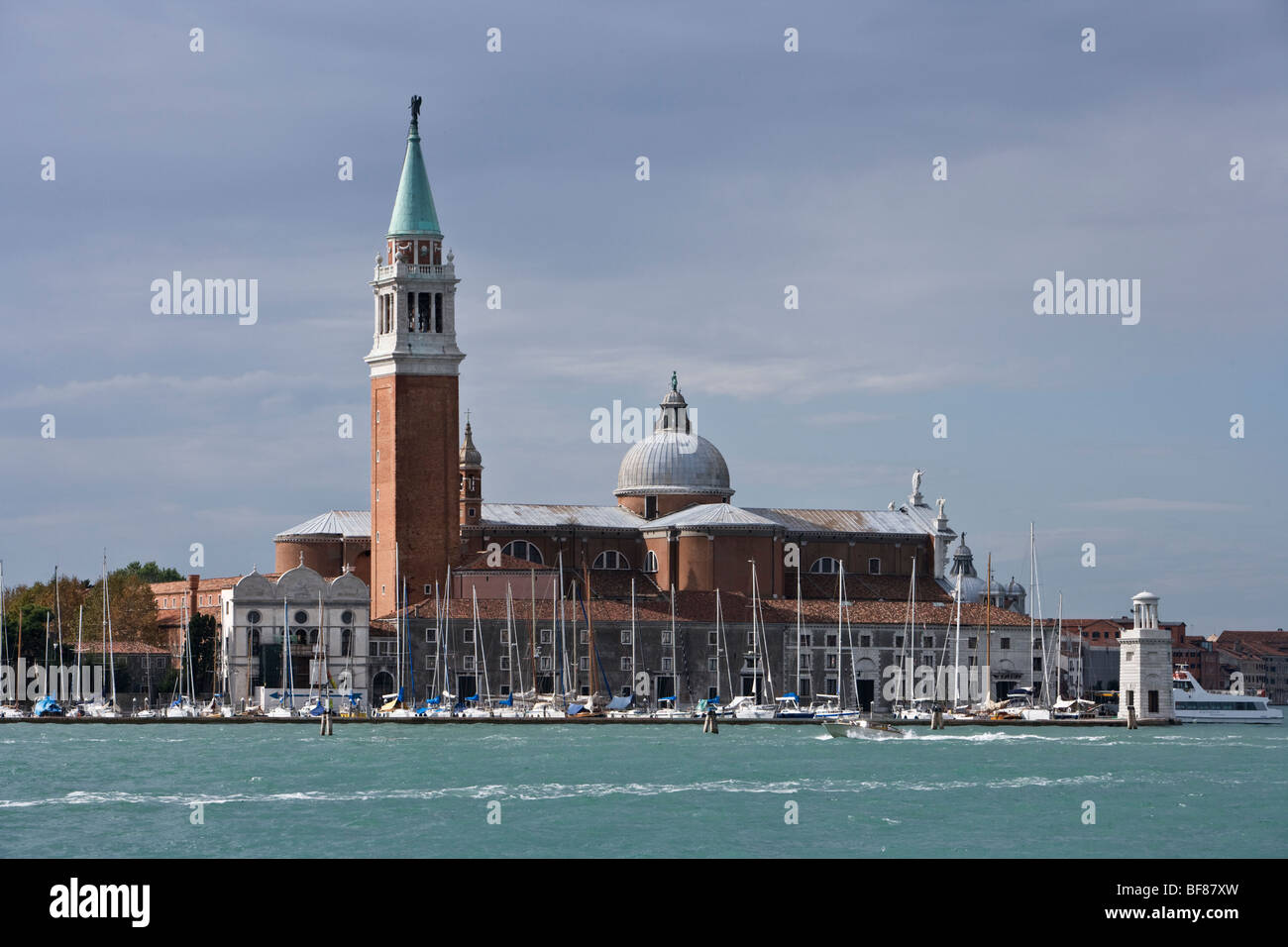 Vue sur le canale di San Marco à l'île de San Giorgio Maggiore, à Venise Banque D'Images