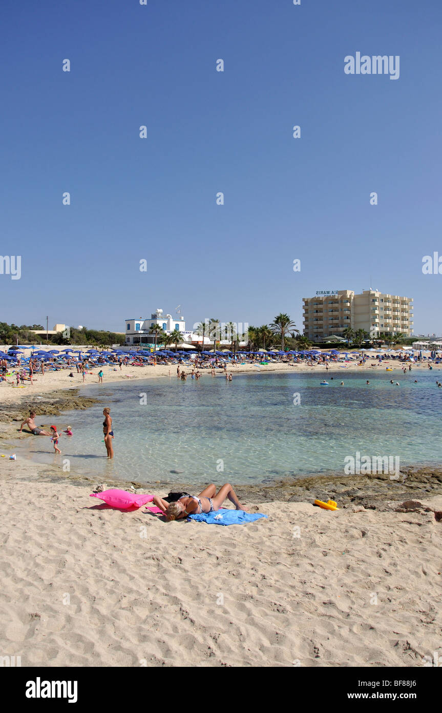 Sandy Bay, Ayia Napa, Chypre, District de Famagouste Banque D'Images