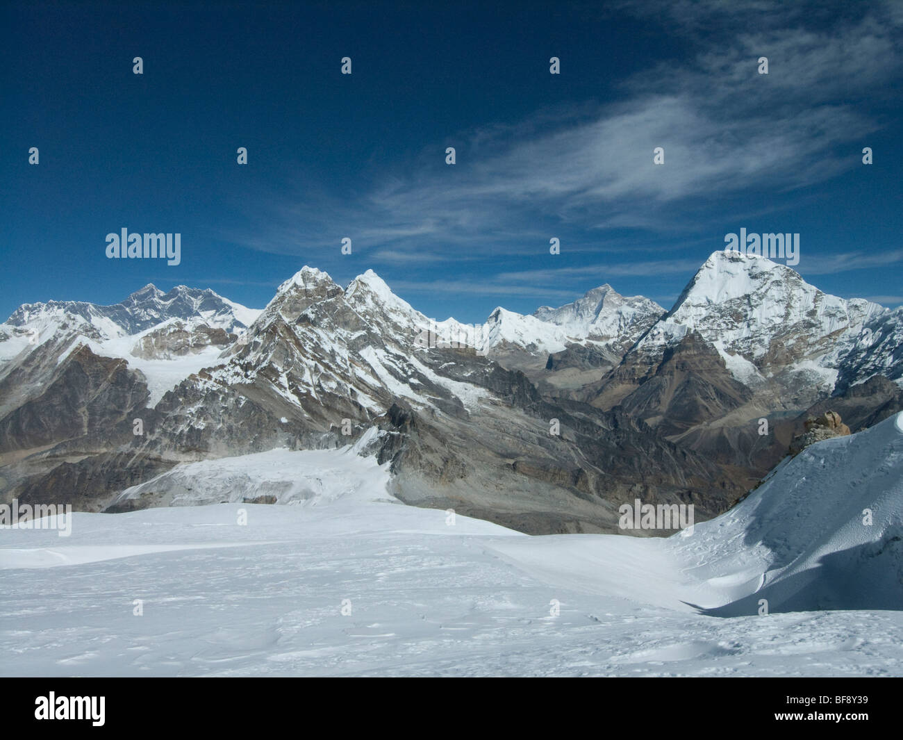 L'Everest ou Chomolungma Sagarmatha ou Qomolangma. Plus haute montagne sur Terre. Le Népal. Banque D'Images