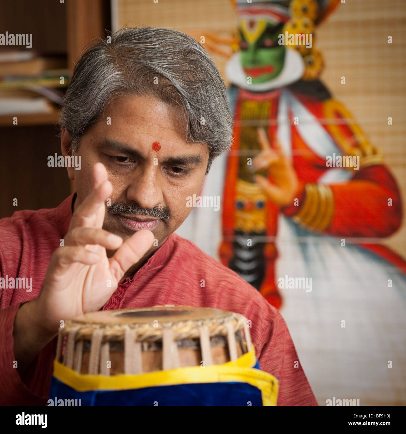 Mridangam - instrument de percussion de l'Inde du Sud Banque D'Images