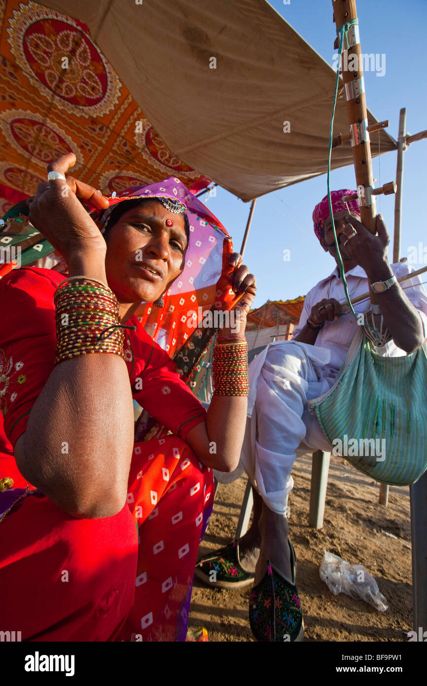Musiciens dans le Camel Fair à Pushkar au Rajasthan Inde Banque D'Images