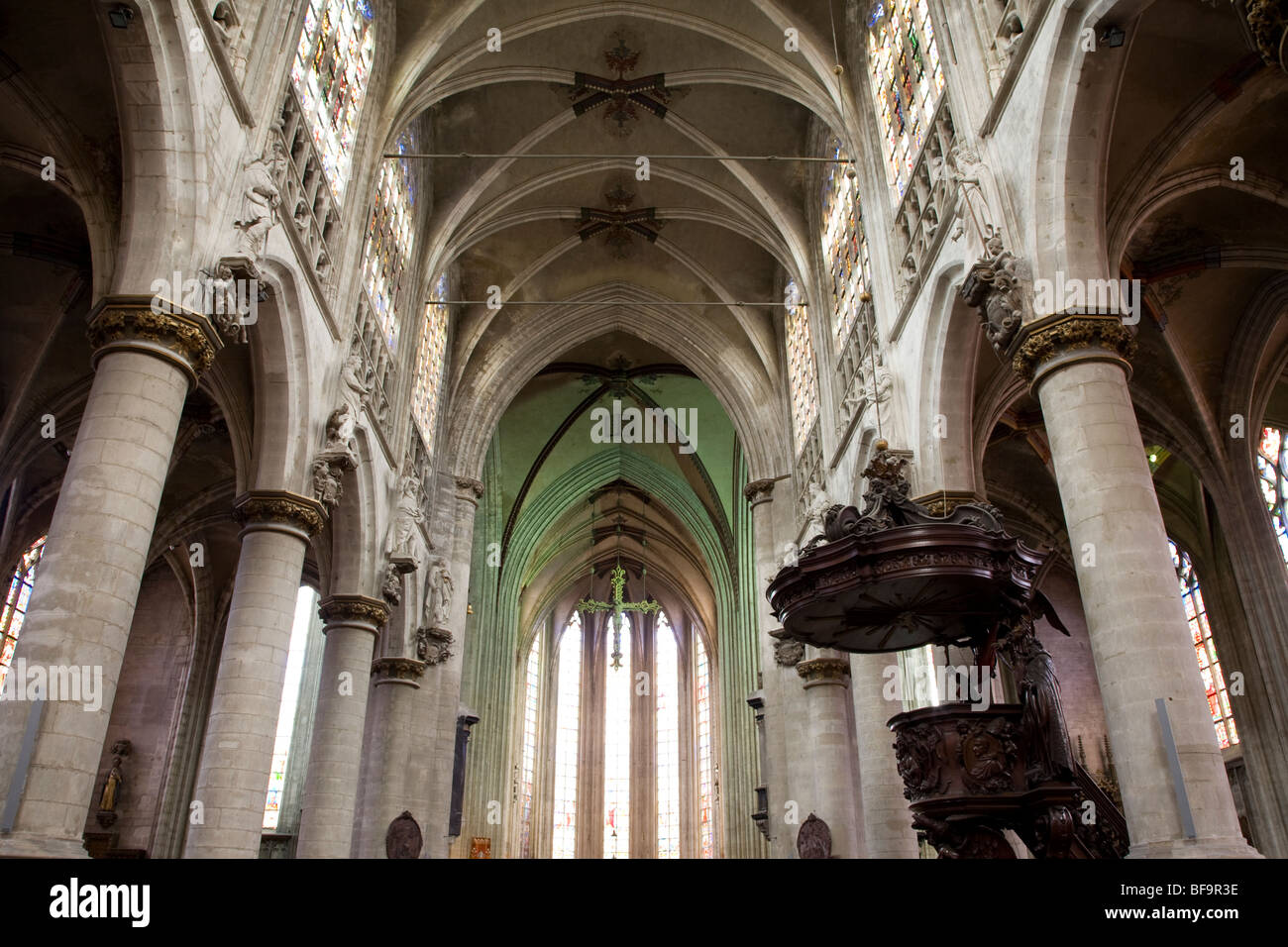 L'intérieur de Notre Dame de l'Église du Sablon, Bruxelles, Belgique, Europe Banque D'Images