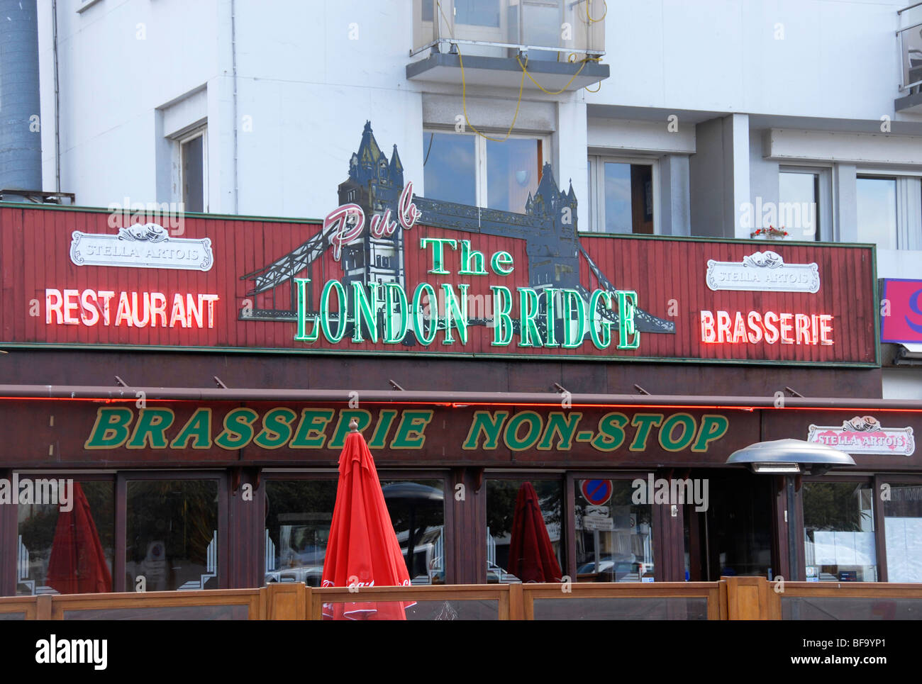 Le restaurant du Pont de Londres, Calais, France Banque D'Images