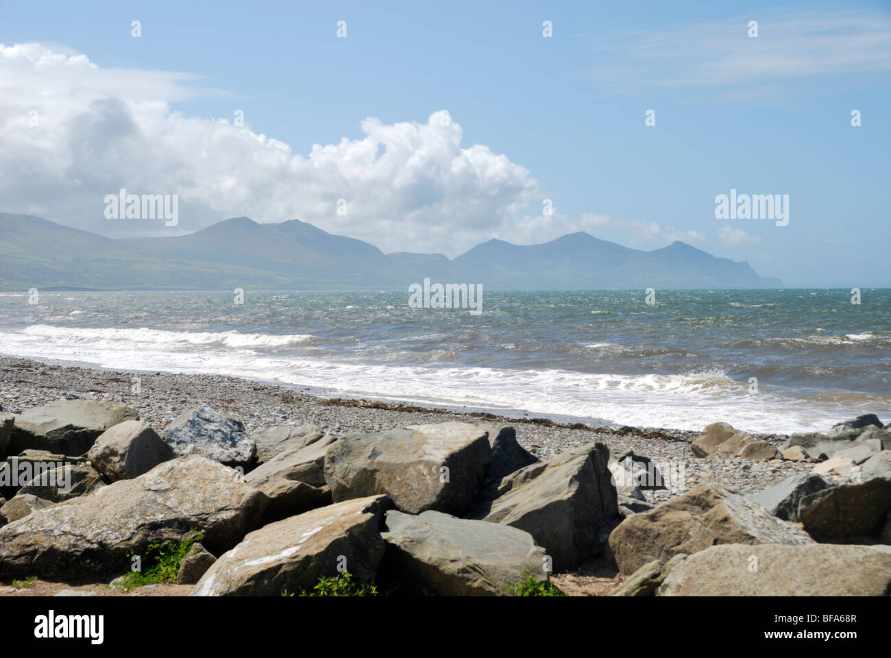 Yr Eifl/Les rivaux vu de Dinas Dinlle, près de Caernarfon, Nord du Pays de Galles Banque D'Images