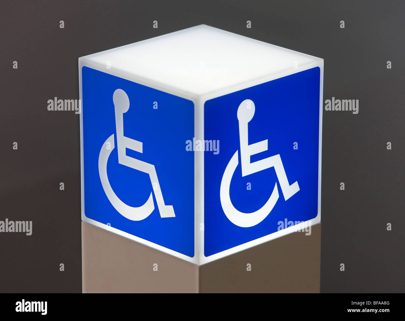 Utilisateur de fauteuil roulant . Banque D'Images