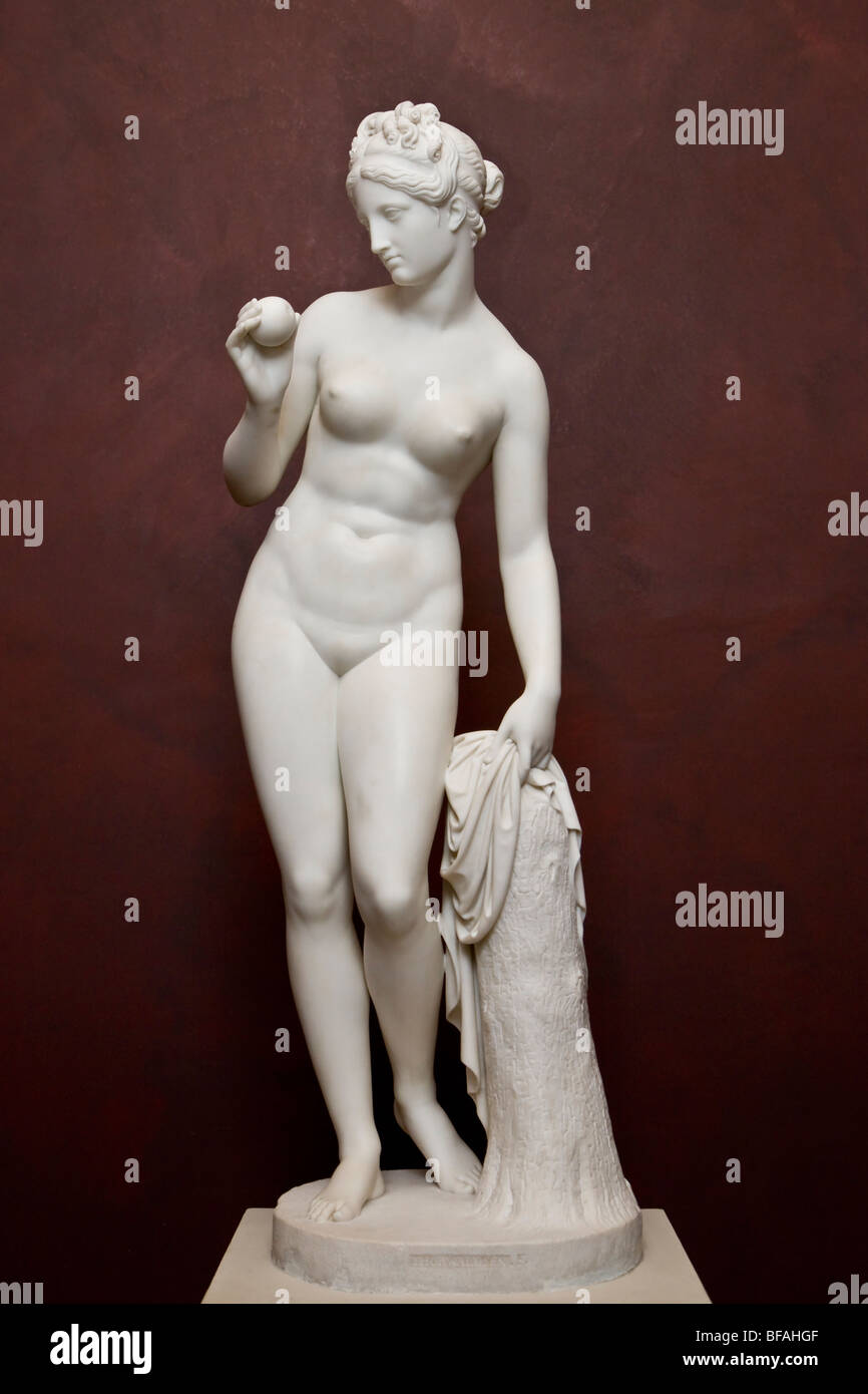 Sculpture de Vénus avec l'Apple au Musée Thorvaldsen à Copenhague, Danemark Banque D'Images