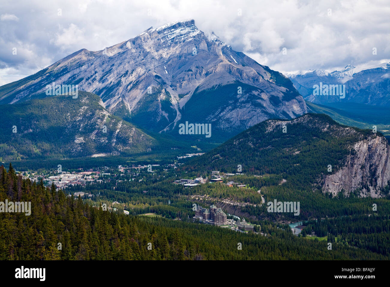 CANADA ; Alberta Banff;'Sulphur;Mountain';le parc national Banff;Canadian Rockies;Canadian Rocky Mountain Banque D'Images