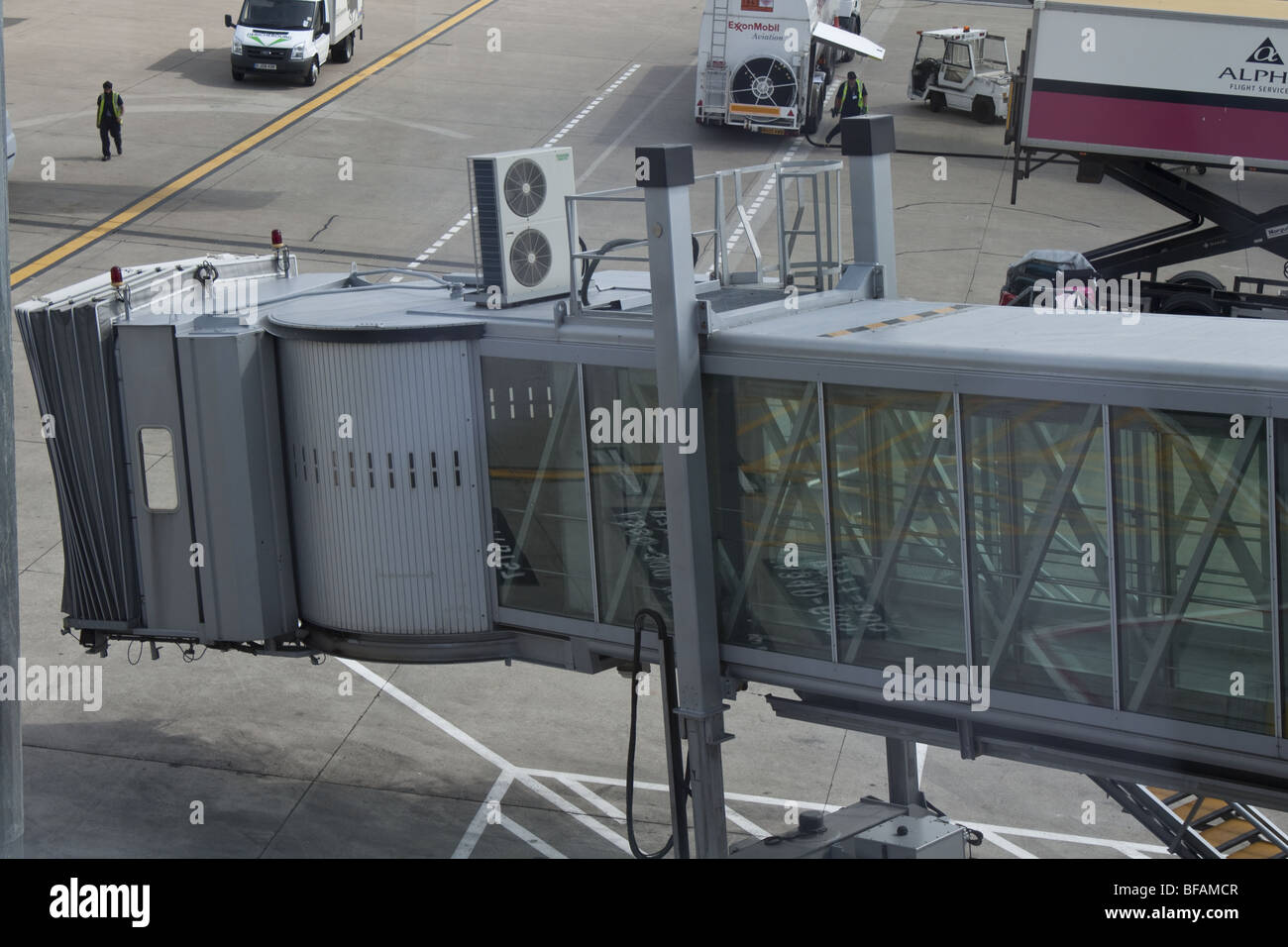 Rampe d'embarquement de l'aéroport Banque D'Images