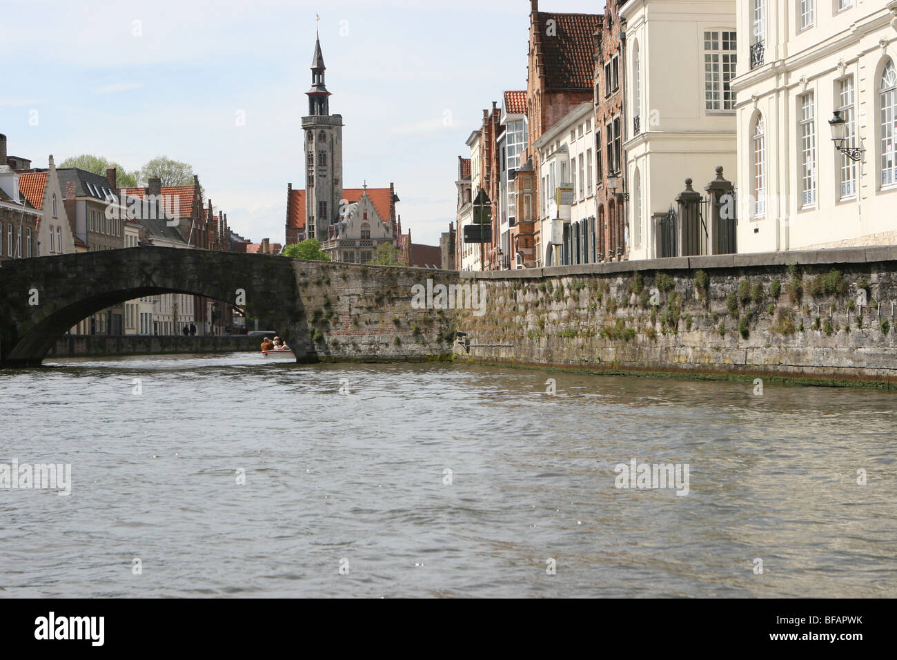 Sur les canaux de Bruges, Belgique Banque D'Images