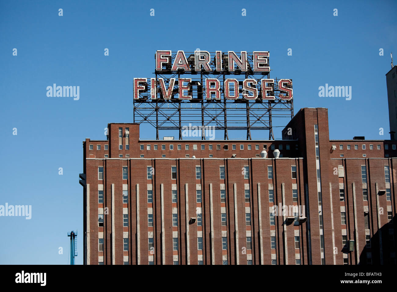 Farine 5 Roses signe à Montréal Canada Banque D'Images