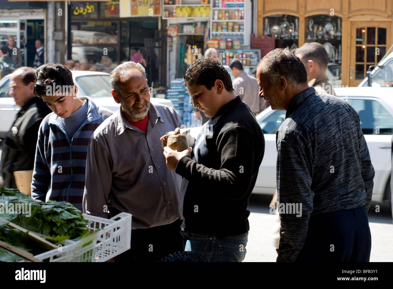 Les étals du marché, centre-ville d'Amman, Jordanie Banque D'Images