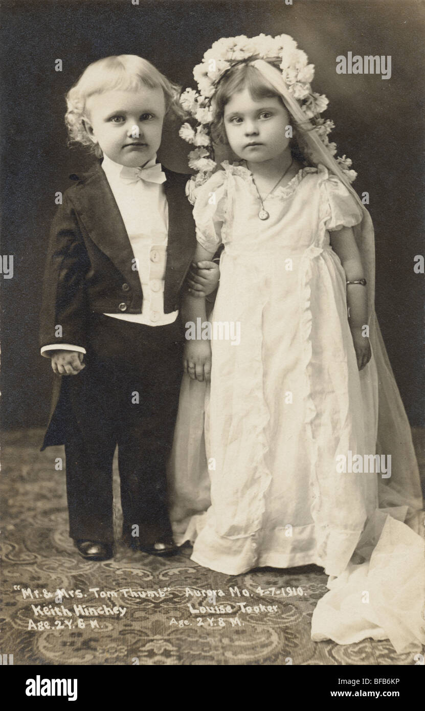 Couple de mariage enfant Tom Pouce Banque D'Images
