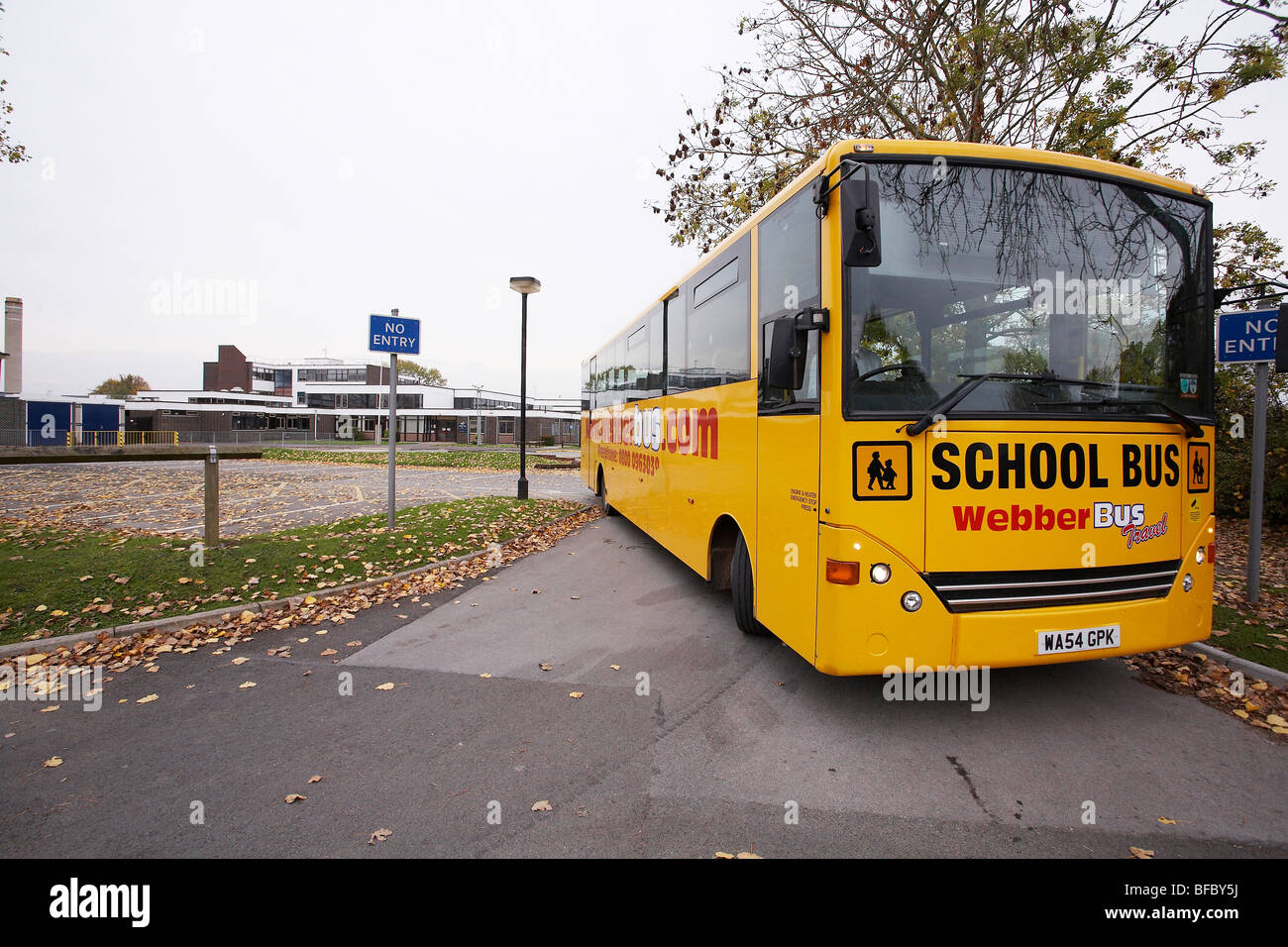 Autobus scolaire jaune Banque D'Images