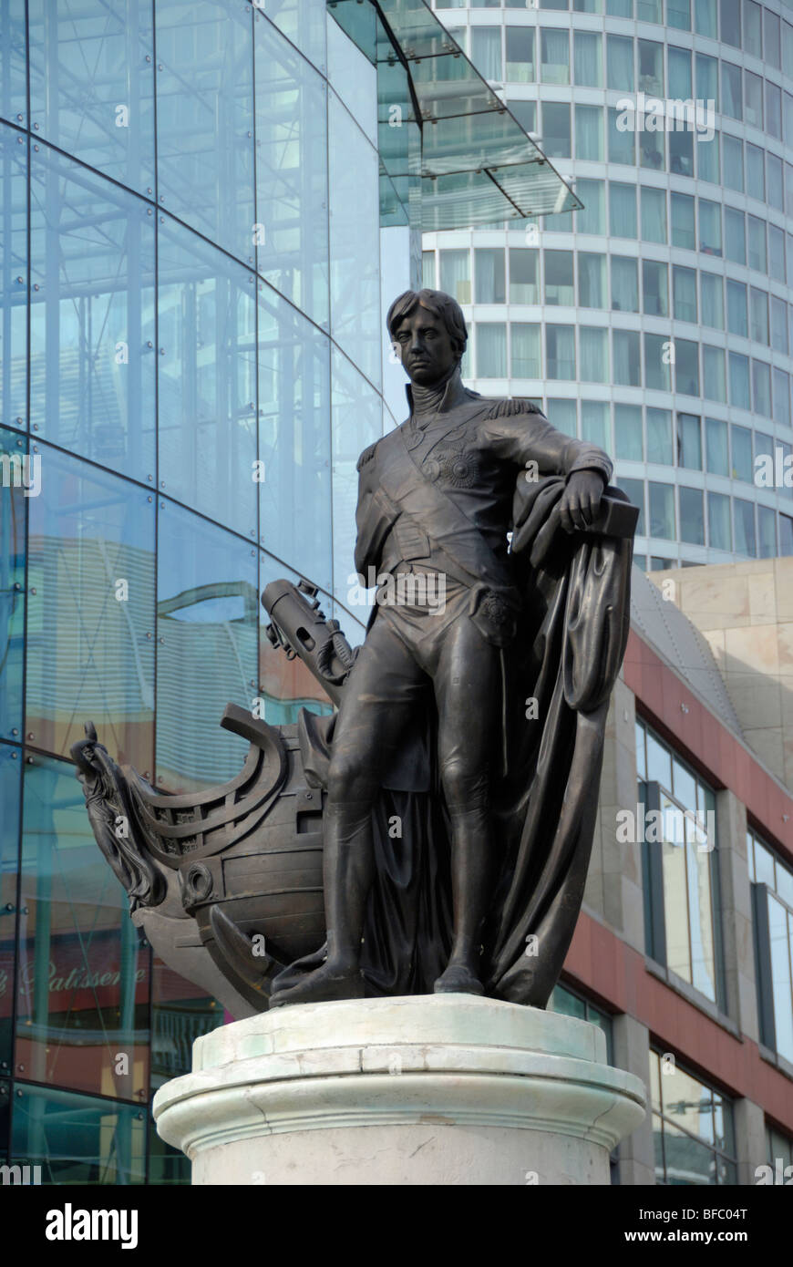 Statue de l'amiral Lord Horatio Nelson dans les arènes, Birmingham, West Midlands, England, UK Banque D'Images