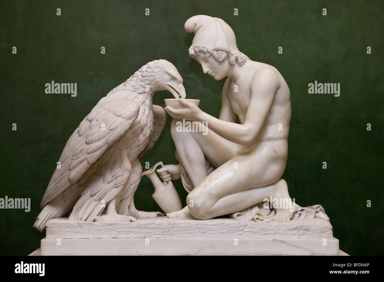 Sculpture de Ganymède avec Eagle Jupiters au Musée Thorvaldsen à Copenhague Danemark Banque D'Images