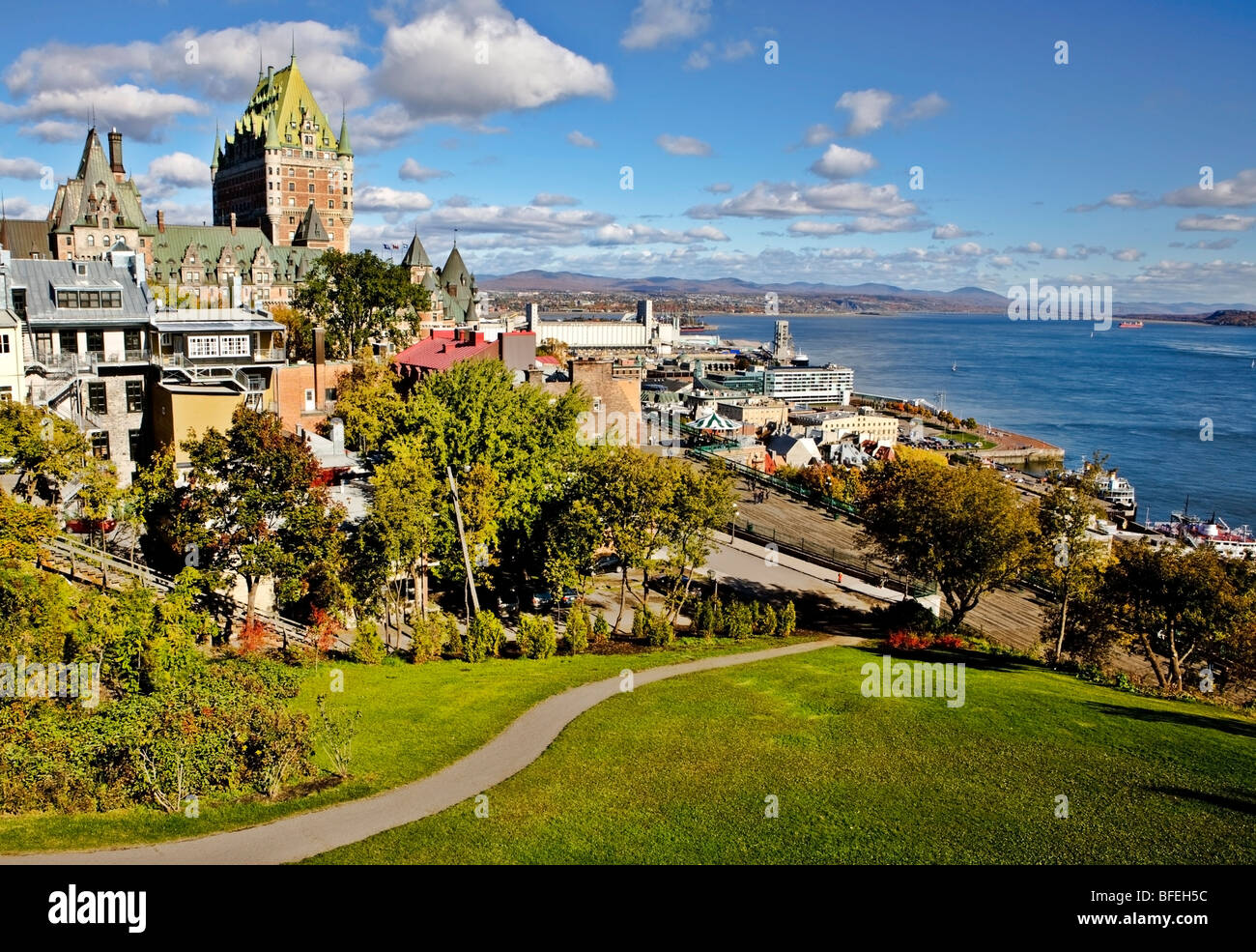 Le Château Frontenac et le fleuve Saint-Laurent, la ville de Québec, Québec, Canada Banque D'Images