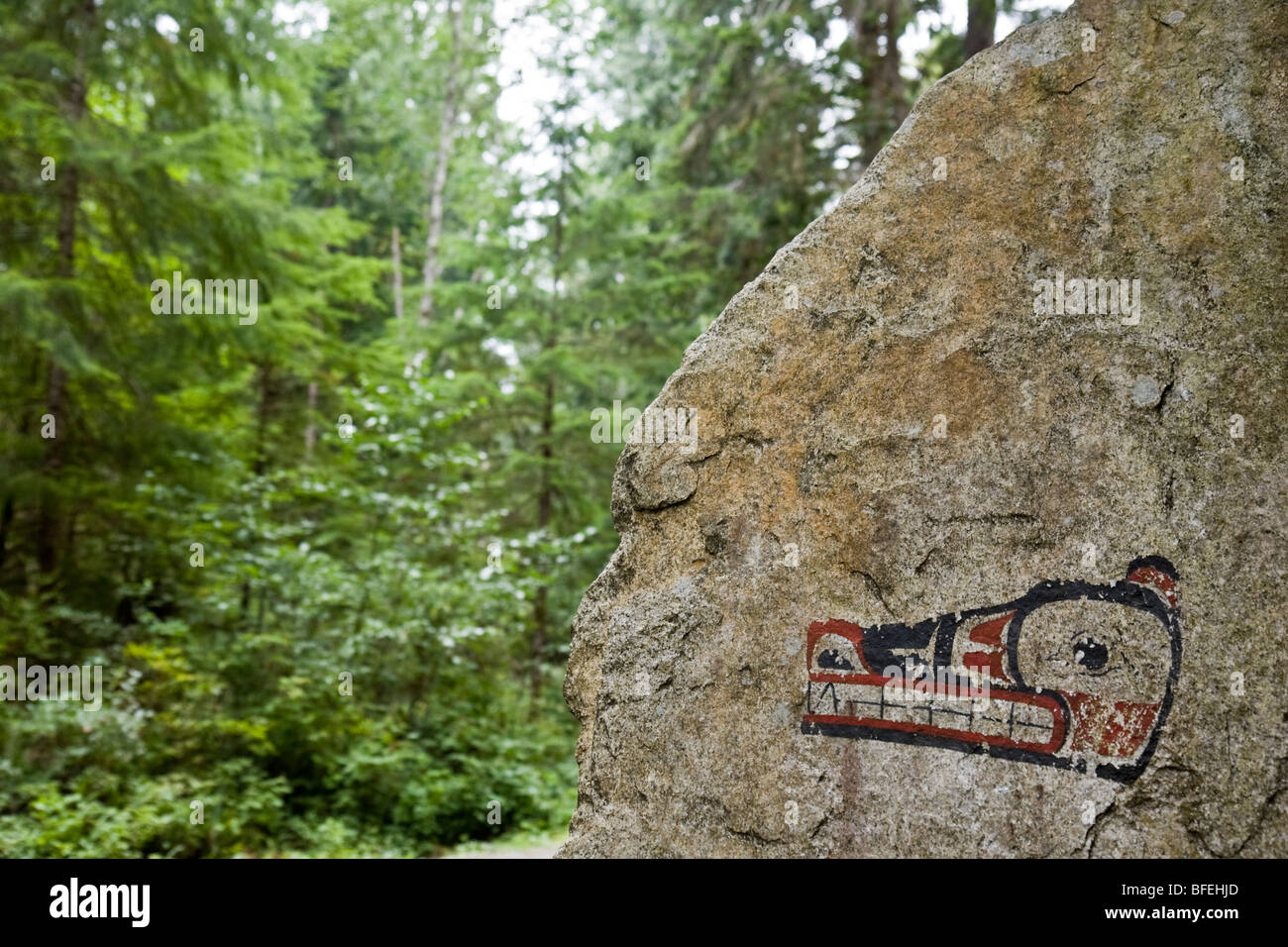 Le pictogramme sur rock en Skookumchuck Narrows Provincial Park près de ville d'Egmont sur la Sunshine Coast, en Colombie-Britannique, Canada Banque D'Images