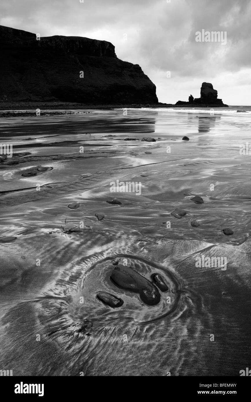 Talisker bay point et la plage, Ile de Skye, Ecosse Highlands,,Royaume-Uni. Banque D'Images