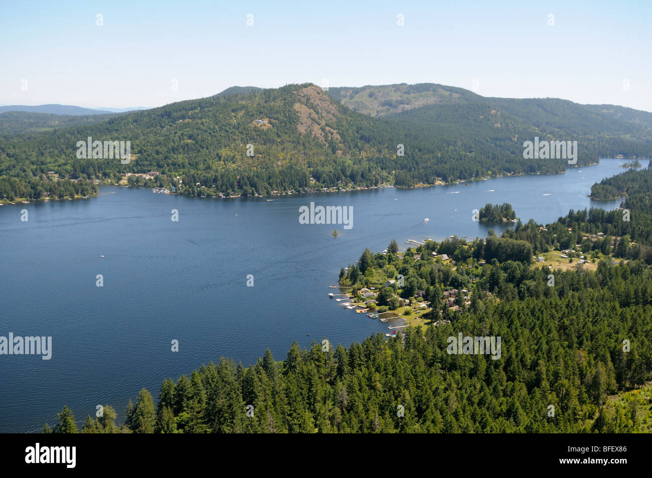 Vue aérienne du lac Shawnigan, Cowichan Valley, British Columbia, Canada. Banque D'Images