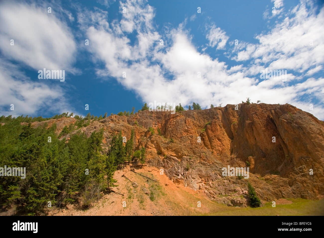 Un mur rouge, le Parc National de Kootenay, Colombie-Britannique, Canada, formation géologique Banque D'Images