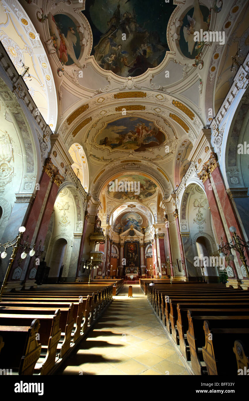 L'intérieur baroque de la grande église, la Hongrie Kecskem t Banque D'Images