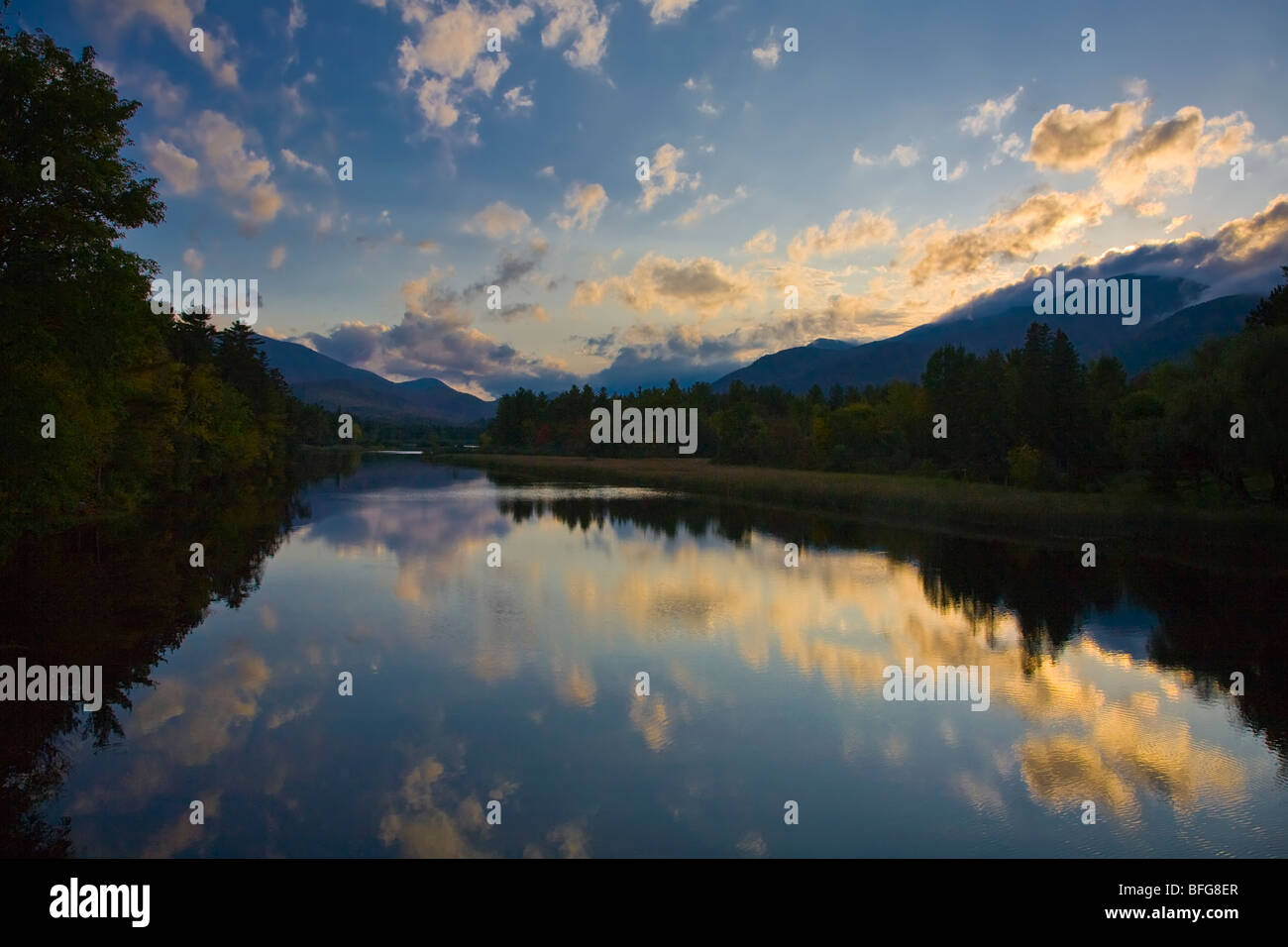 La Direction générale de l'ouest de la rivière Ausable à Wilmington dans les Adirondacks de l'État de New York Banque D'Images