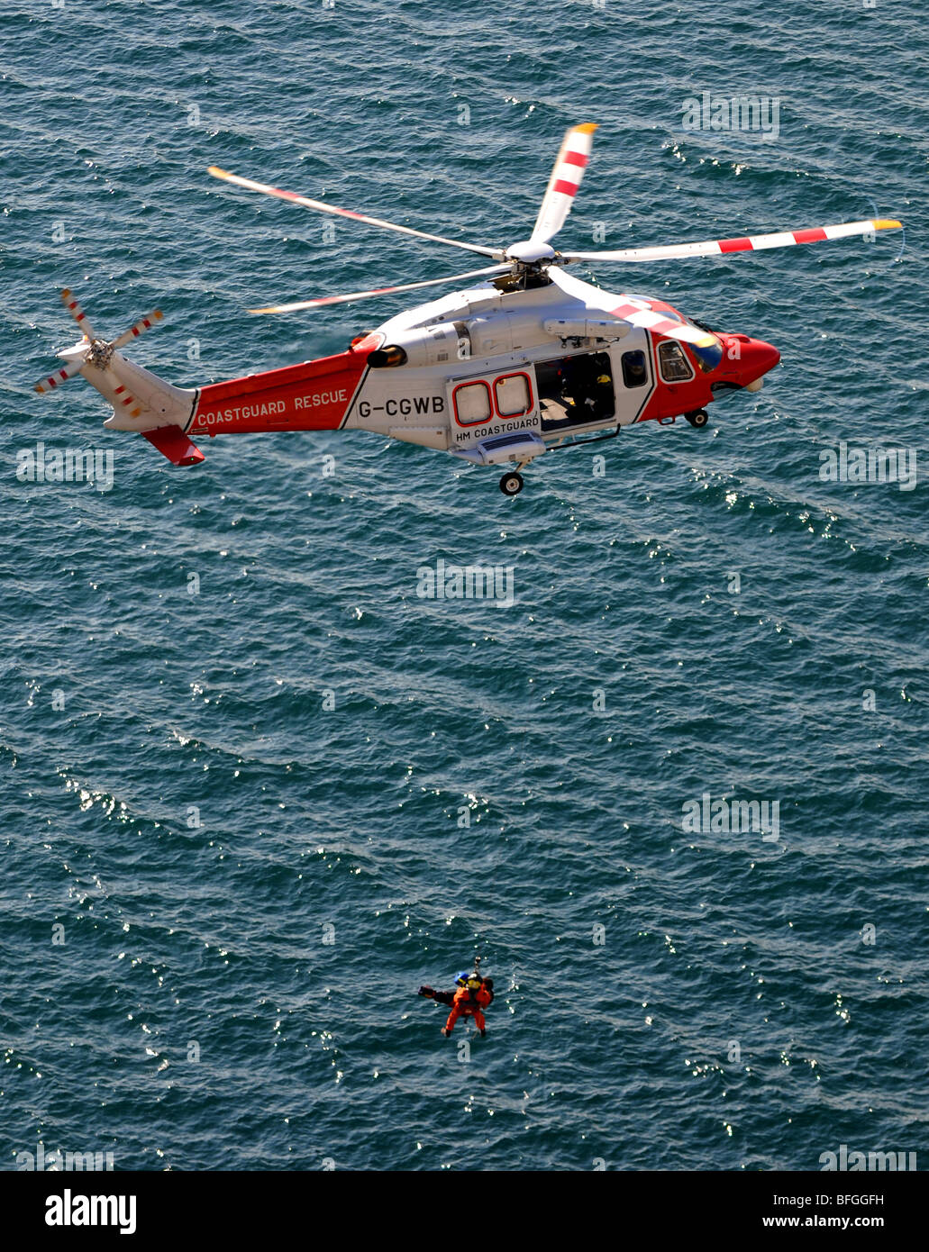 Augusta Westland AW139 Recherche et sauvetage par hélicoptère des garde-côtes, Portland, Dorset, Angleterre, Royaume-Uni Banque D'Images