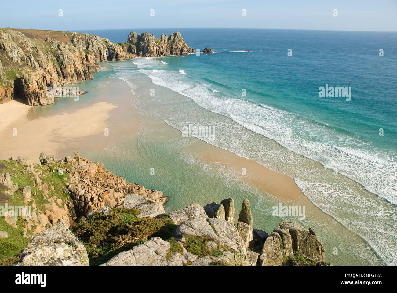 Plage de Porthcurno Pedn, Vounder Beach, Côte Sud, Cornwall, Angleterre, Royaume-Uni, Europe Banque D'Images