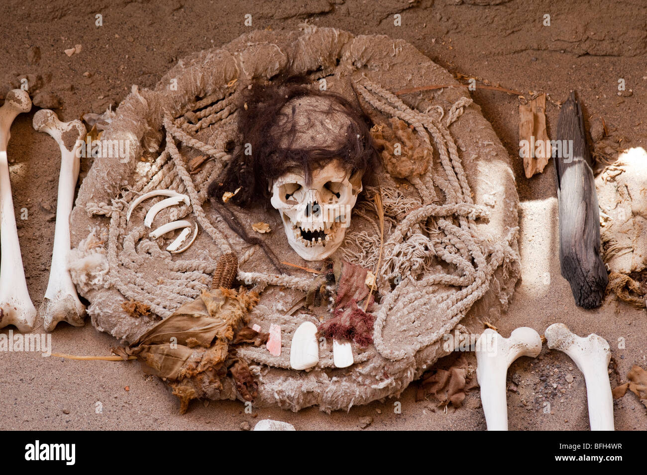 Des momies à Cemeterio de Chauchilla près de Nazca, Pérou Banque D'Images