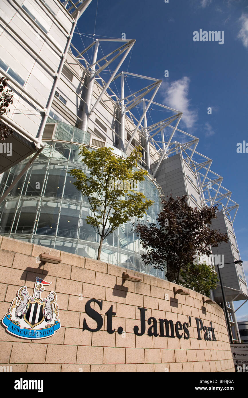 St James' Park à Newcastle-upon-Tyne, en Angleterre. Le stade est le terrain du Club de football Newcastle United Banque D'Images