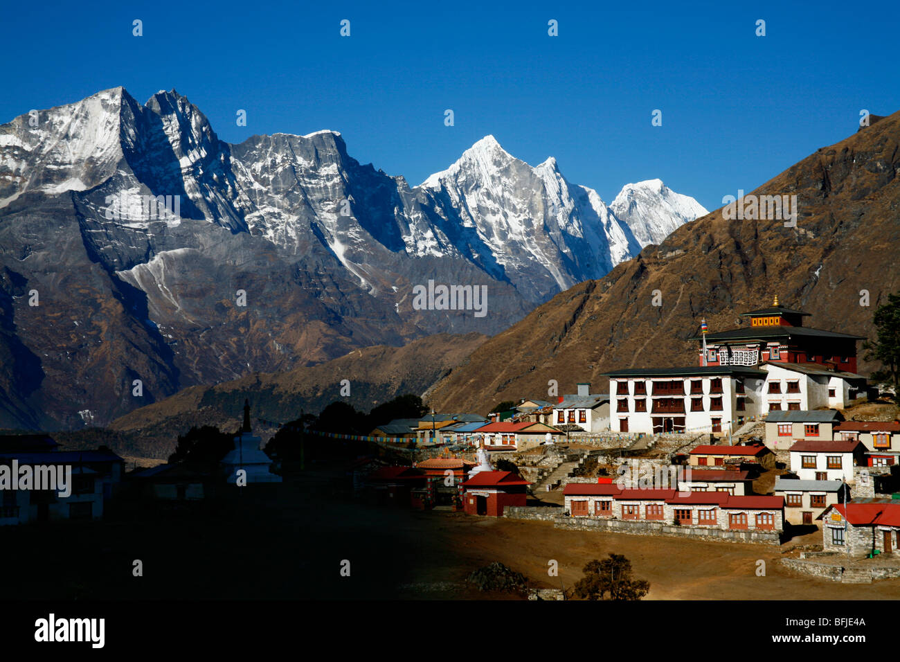 Village sherpa au Népal Banque D'Images Village sherpa au Népal Banque D'Images