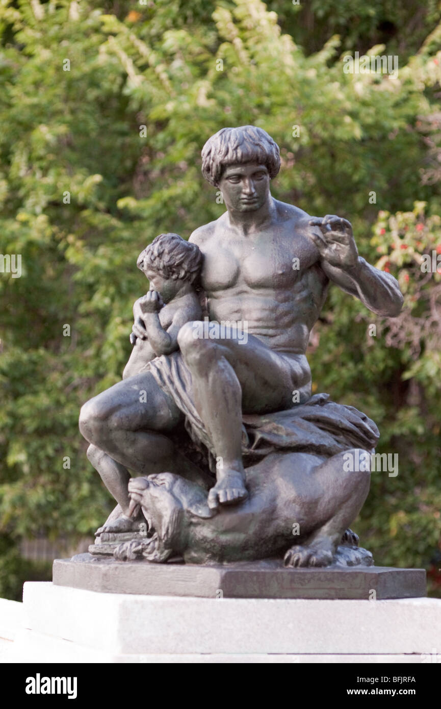 La guerre, la paix, la Force, l'ordre -1885 - Antoine Louis Barye - N et s'achève de balustrades Banque D'Images