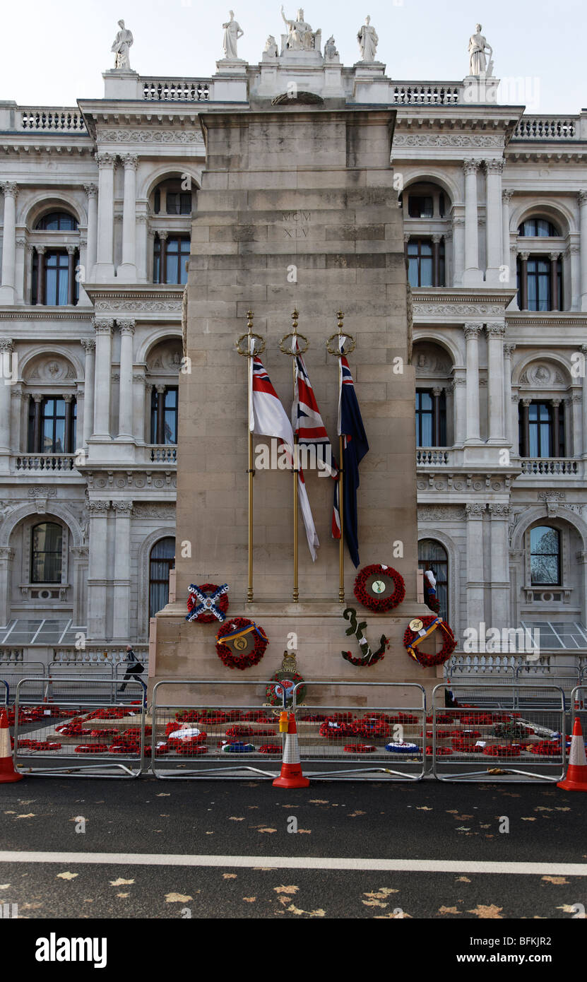 Le cénotaphe, quelques jours après le jour du Souvenir, Londres Banque D'Images