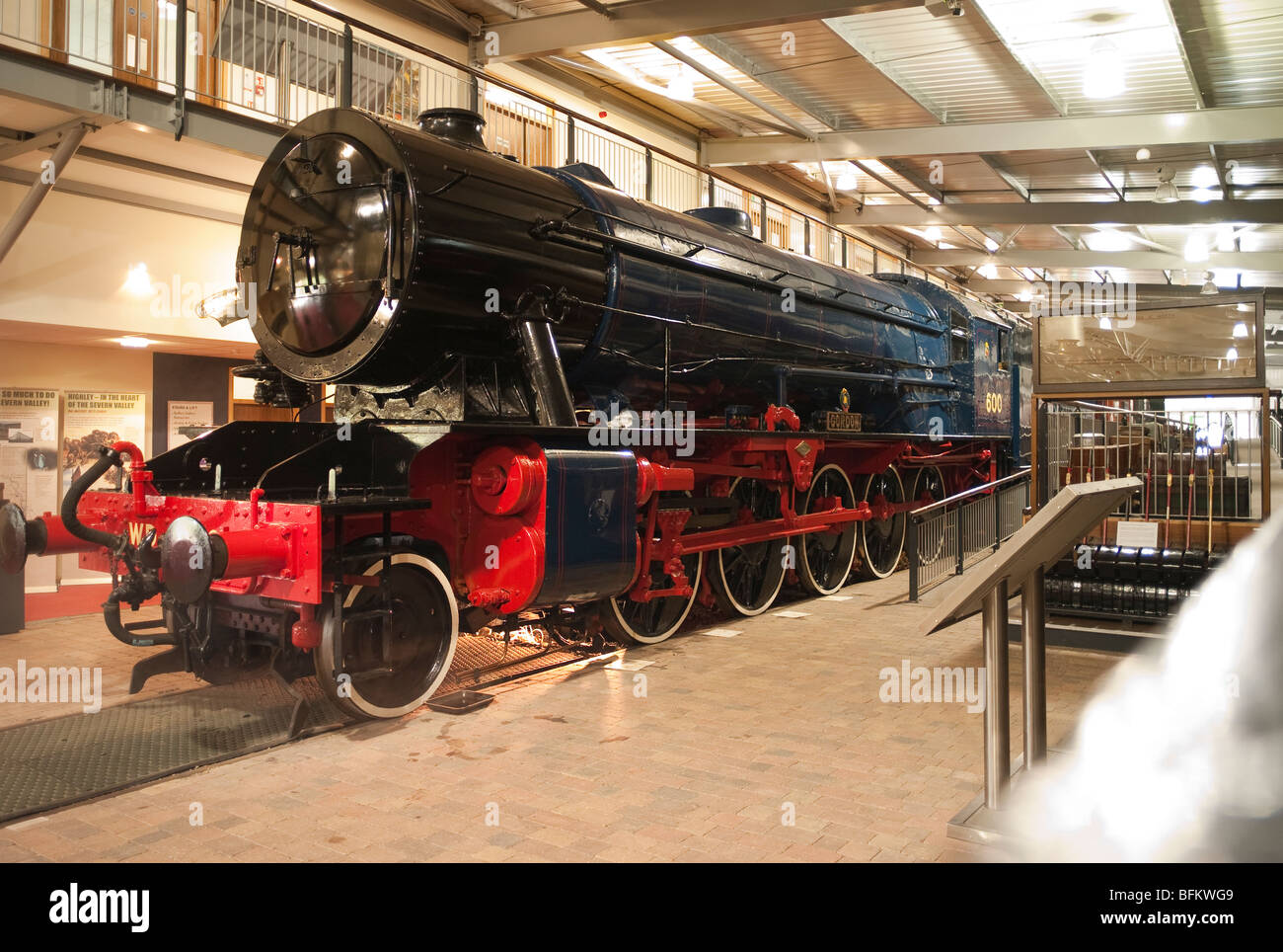 Ancien préservé locomotives à vapeur dans le centre de visiteurs à Worcestershire England UK Highley y compris No 600 Gordon Banque D'Images