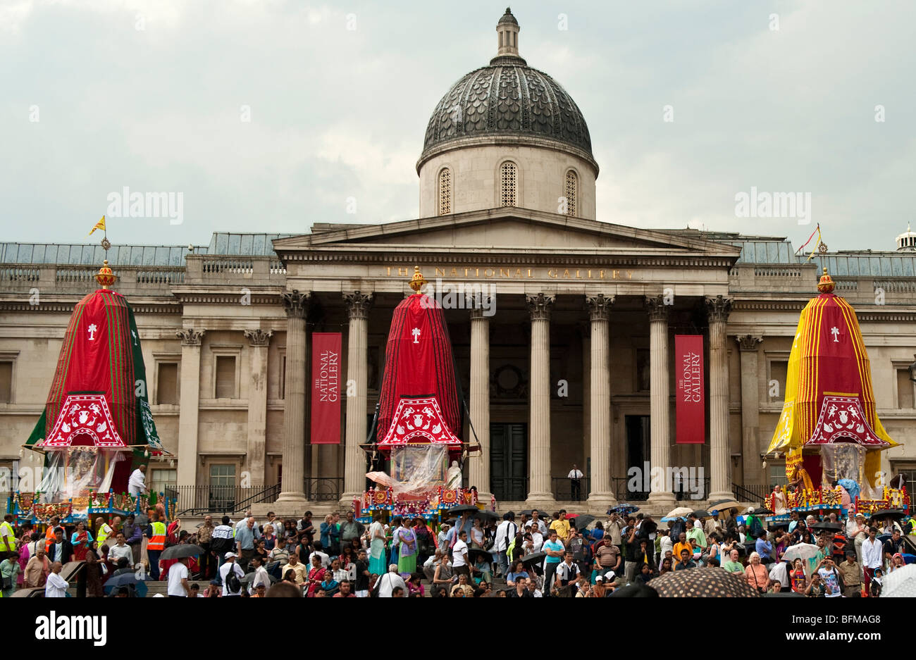 Célébrations de la fête hindoue Ratha Yatra de chars à London UK Banque D'Images Célébrations de la fête hindoue Ratha Yatra de chars à London UK Banque D'Images