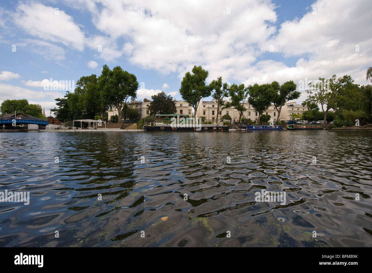 La petite Venise, à l'endroit où se réunit le Regent's Canal Canal Grand Junction, Londres Banque D'Images