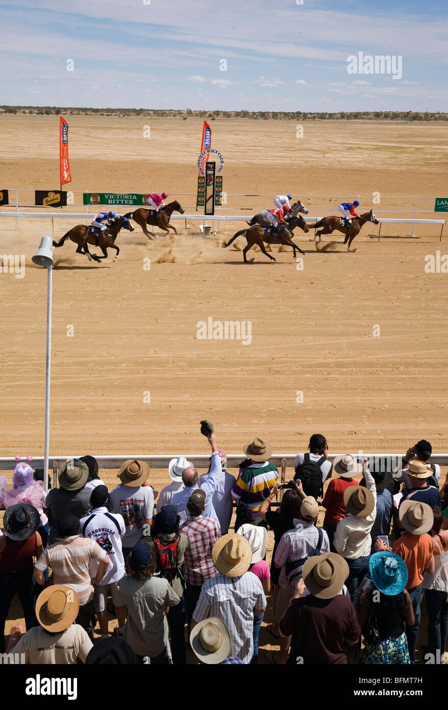 L'Australie, Queensland, Birdsville.Outback les courses de chevaux lors de l'Assemblée Birdsville. Banque D'Images