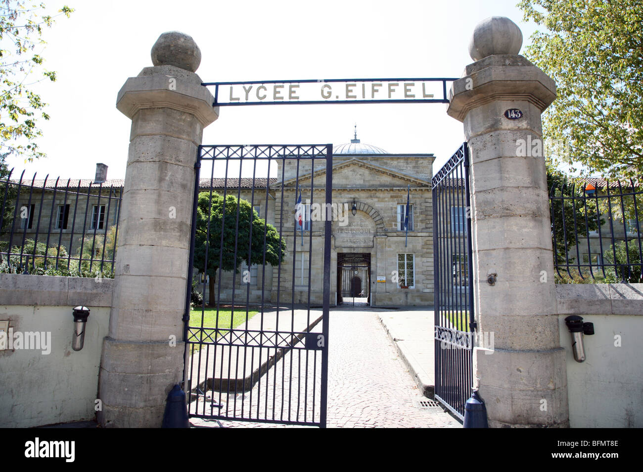 L'école à Bordeaux, France Le nom de Gustave Eiffel Banque D'Images