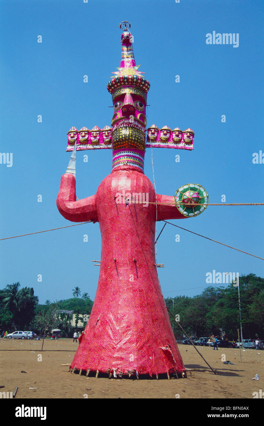 MMN 60841 dusera : festival Dussera ; Ravan statue pour Ramleela Dadar ; ; ; Bombay Mumbai Maharashtra Inde ; Banque D'Images