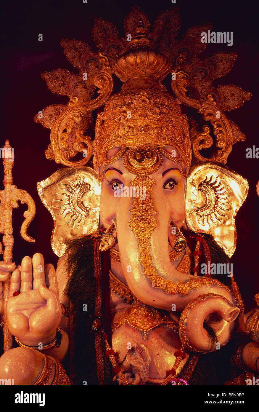 MMN 60953 : Ganesh ganpati festival de l'éléphant ; Dieu Tulshibaug sa tête d'idole ; ; ; ; Inde Maharashtra Pune Banque D'Images