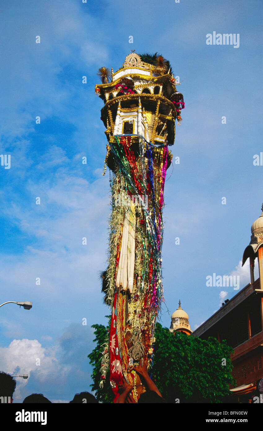MMN 60981 : pilier décoré au festival Teej ; ; ; Inde Rajasthan Jaipur Banque D'Images
