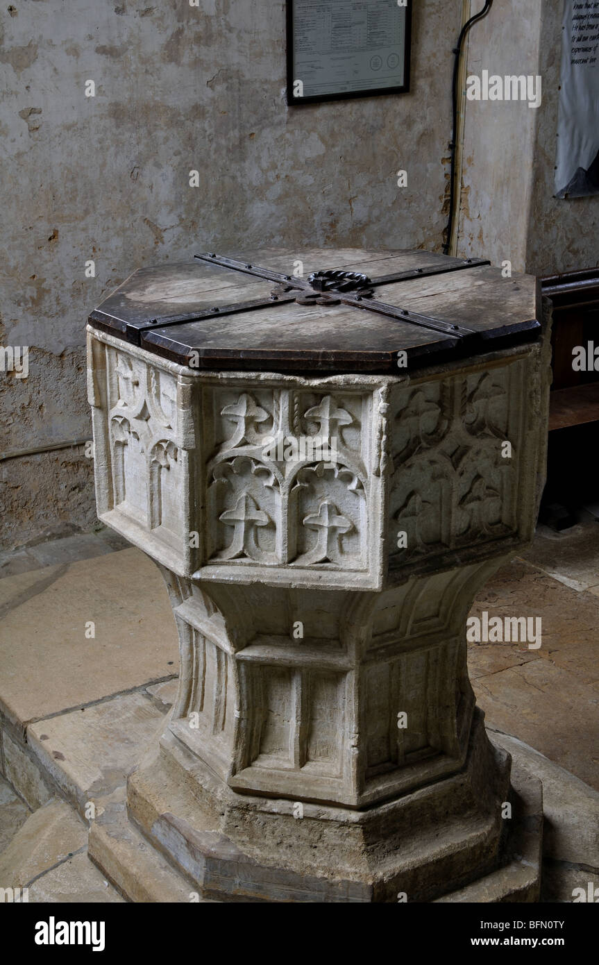 La police de Saint Michel et tous les Anges, Chadlington, Oxfordshire, England, UK Banque D'Images