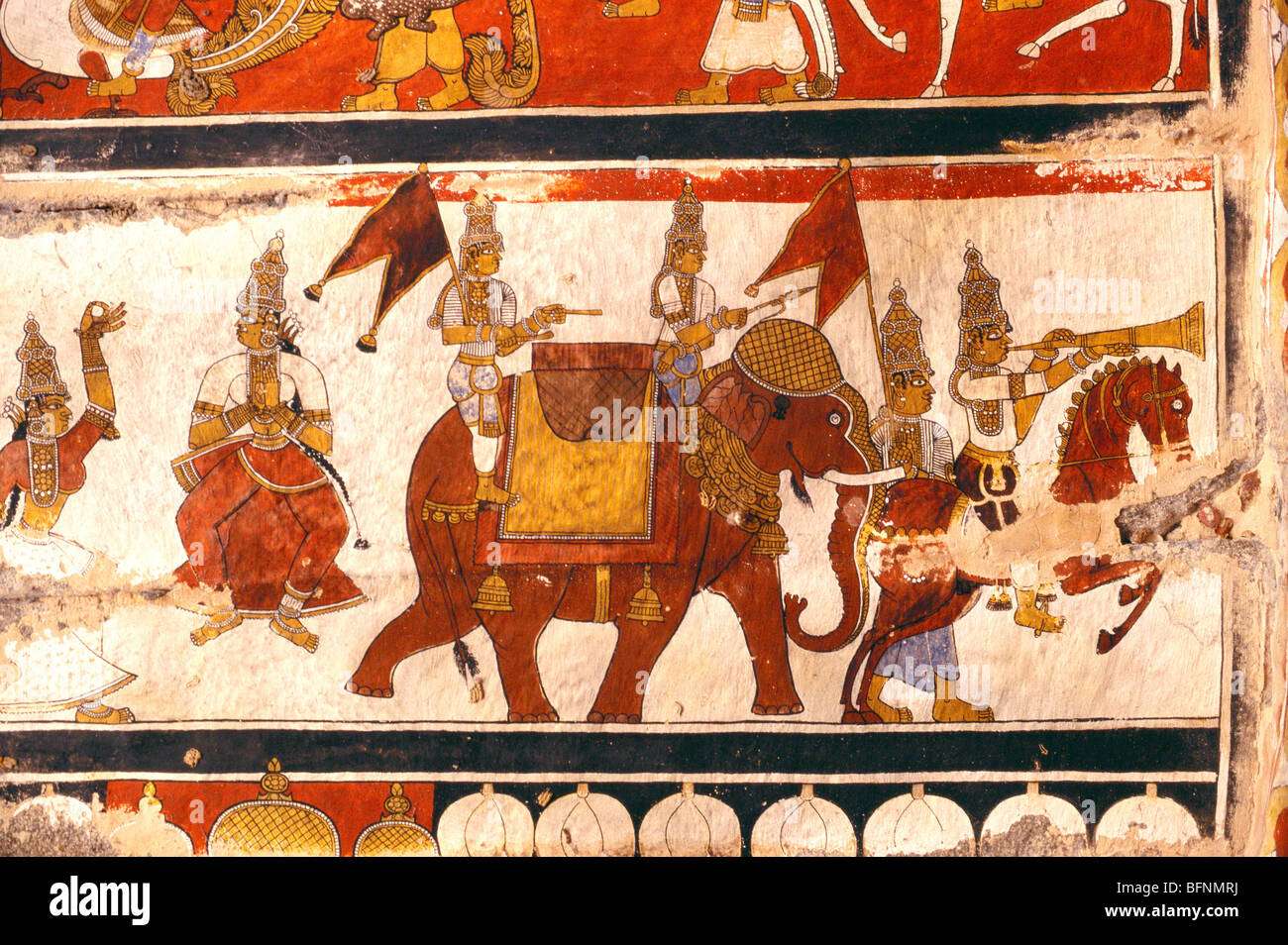 18e siècle : MAA 60033 Peinture Jain l'éléphant et le cheval sur Genaswamy ; plafond ; temple Kanchipuram Tamil Nadu Inde ; Banque D'Images