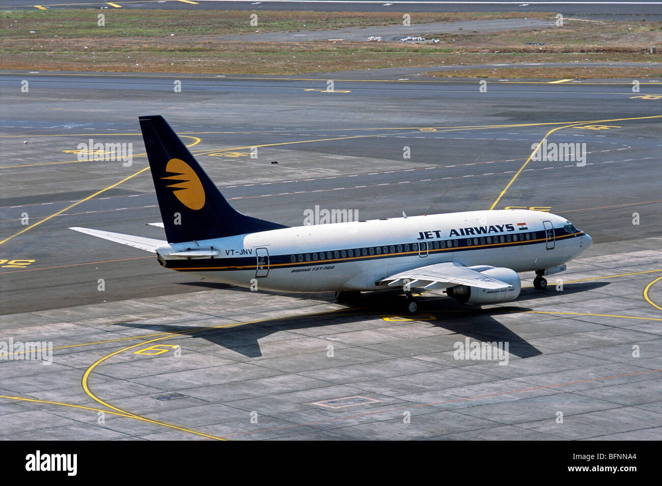 Jet Airways avion aéroport CST Bombay Mumbai Maharashtra Inde Banque D'Images