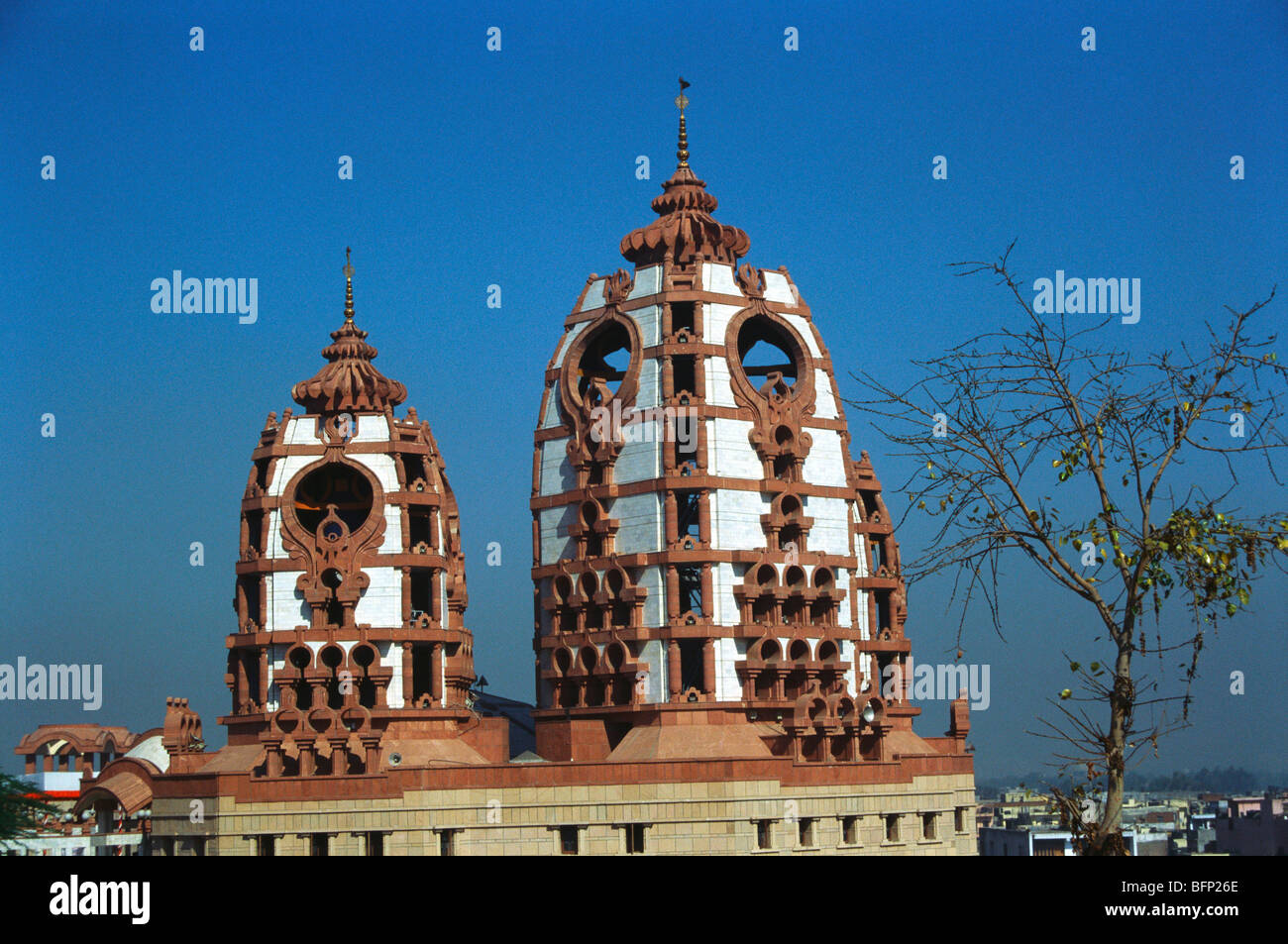Sri Sri Radha Parthasarathi Mandir ; ISKCON Delhi temple ; Delhi ; Inde ; asie Banque D'Images