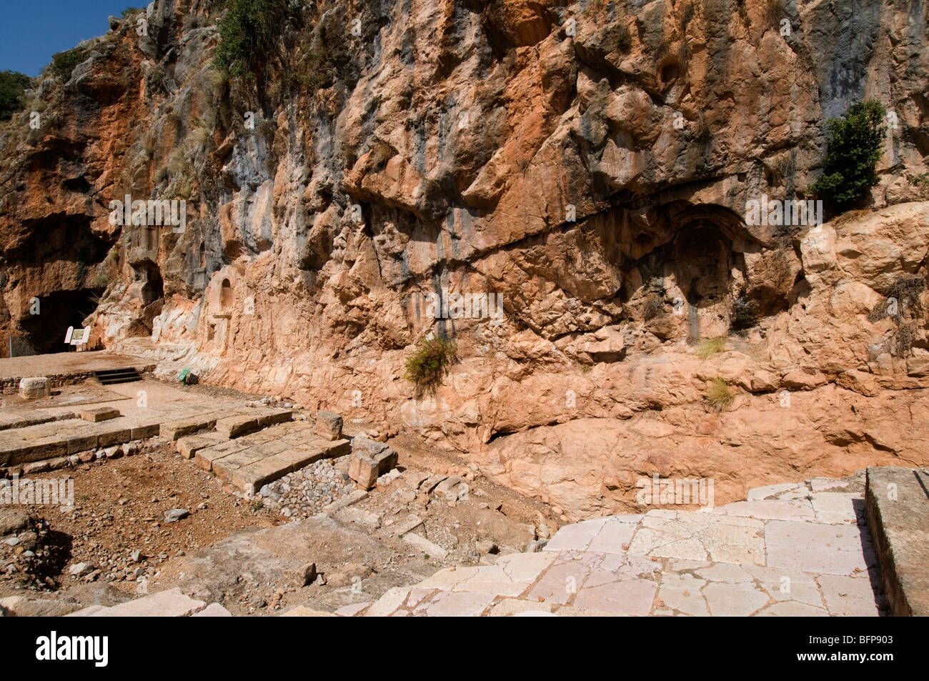 Baneas source du parc national de la rivière Jordan,temple pour le dieu Pan Banque D'Images