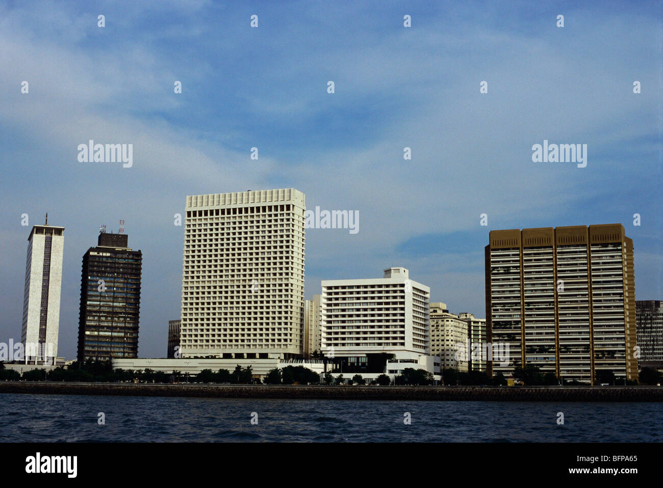Smr 65397 : Nariman Point ; Indian Express Air India building hôtel Oberoi ; NCPA ; Bombay Mumbai Maharashtra ; Inde ; Banque D'Images