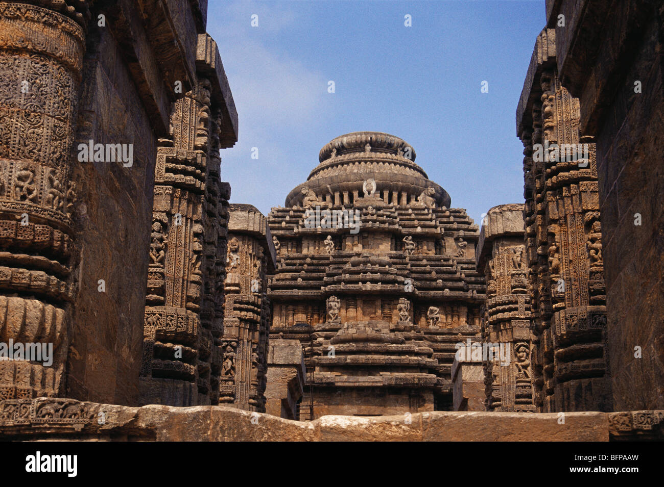 S/N 65475 : temple du soleil de Konarak Orissa ; Inde ; Banque D'Images