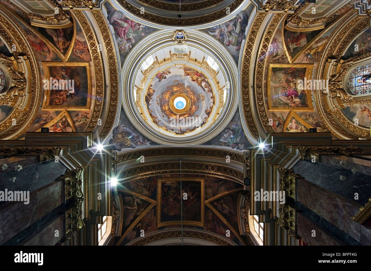 Les fresques de l'intérieur de la Cathédrale St Paul, Mdina, Malte. Banque D'Images