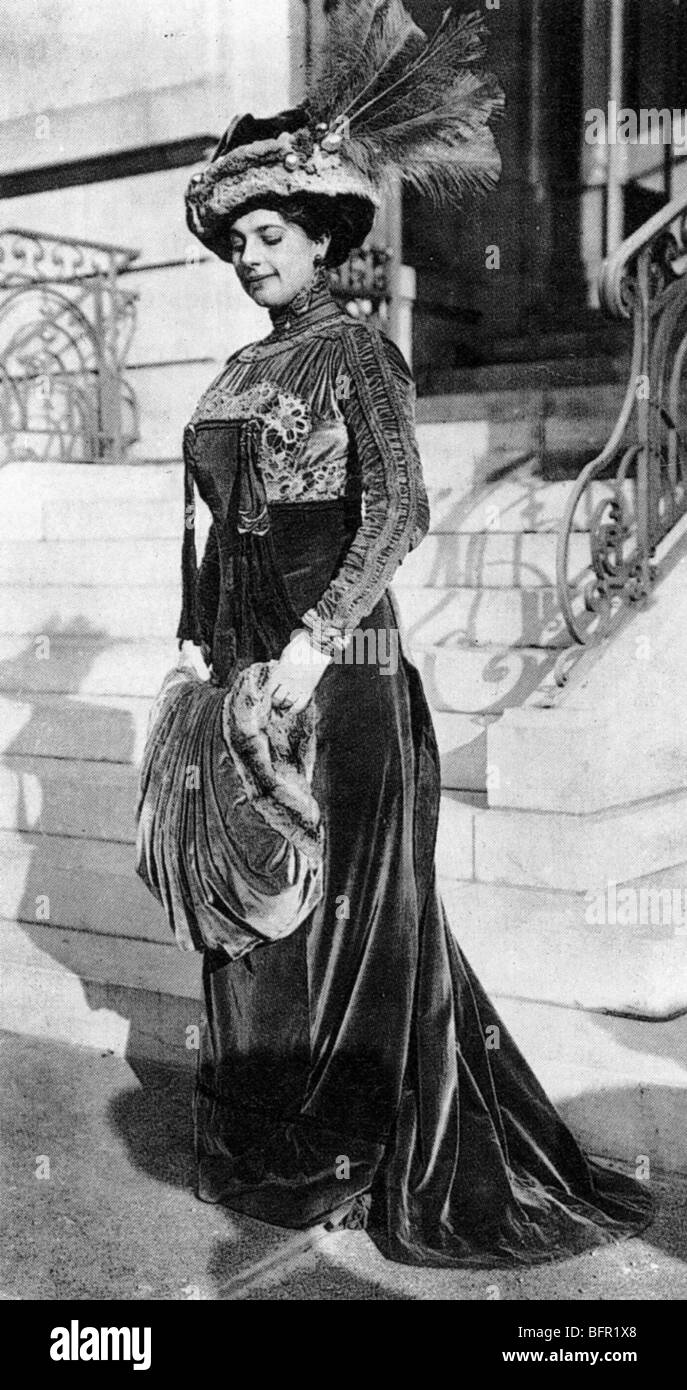 MATA HARI - nom de scène Dutch-born danseuse exotique et courtisane qui a été tué par les Français pour espionnage le 15 octobre 1917 Banque D'Images